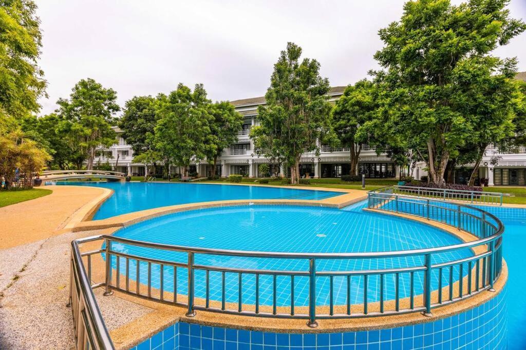 4 Bedroom Townhouse In Great Location! Hua Hin Luaran gambar