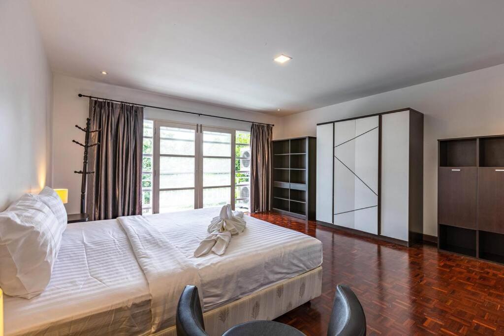 4 Bedroom Townhouse In Great Location! Hua Hin Luaran gambar