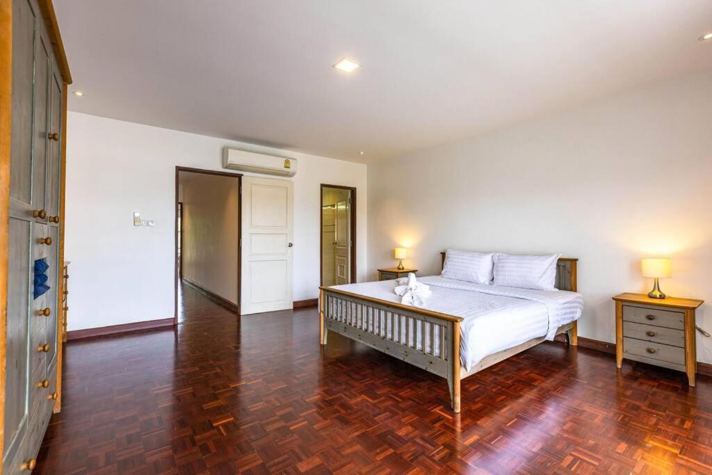 4 Bedroom Townhouse In Great Location! Hua Hin Luaran gambar