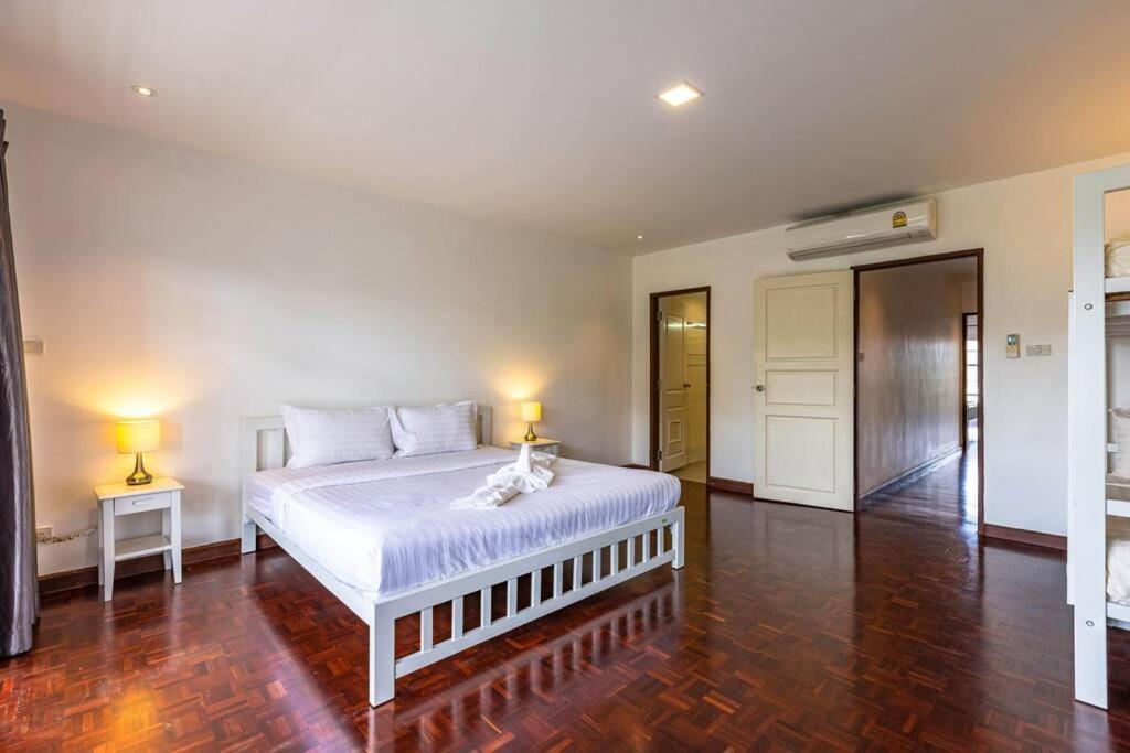 4 Bedroom Townhouse In Great Location! Hua Hin Luaran gambar